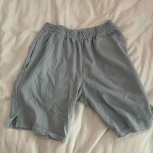 BRANDY MELVILLE sweat shorts one size